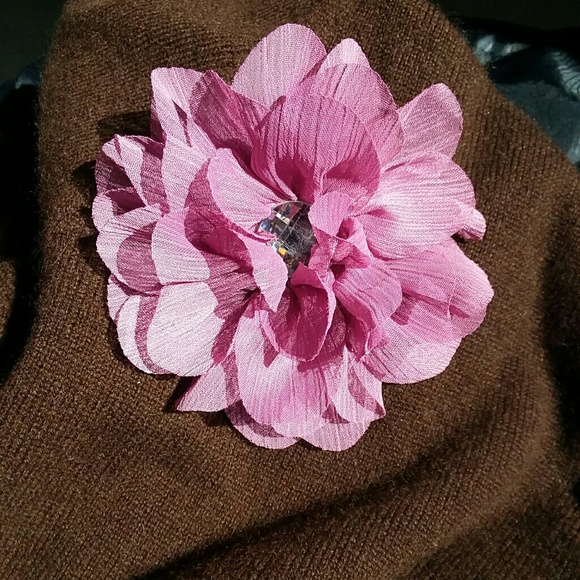 Clip - Picture 1 of 2